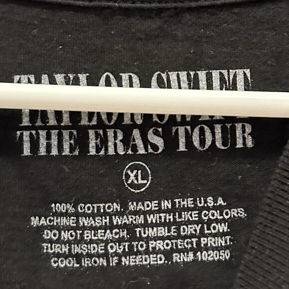 Taylor Swift | The Eras Tour TTPD Live Photo Oversized T-Shirt Size X-Large - Picture 3 of 3